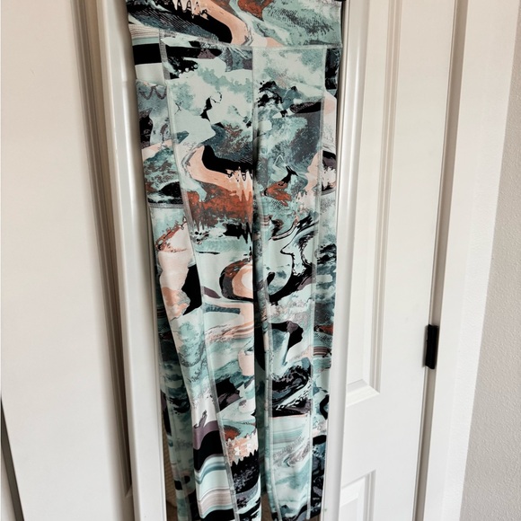 Under Armour Leggings - Picture 7 of 11